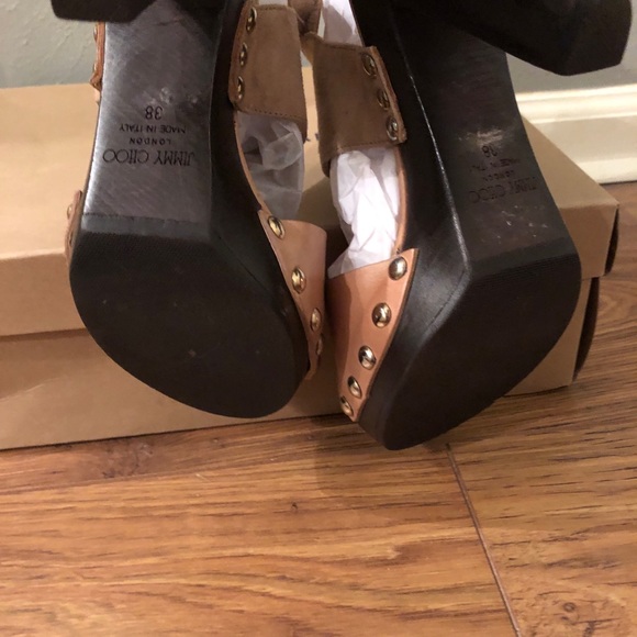 Jimmy Choo Leather/Suede Heel, Size 6 - Picture 9 of 13